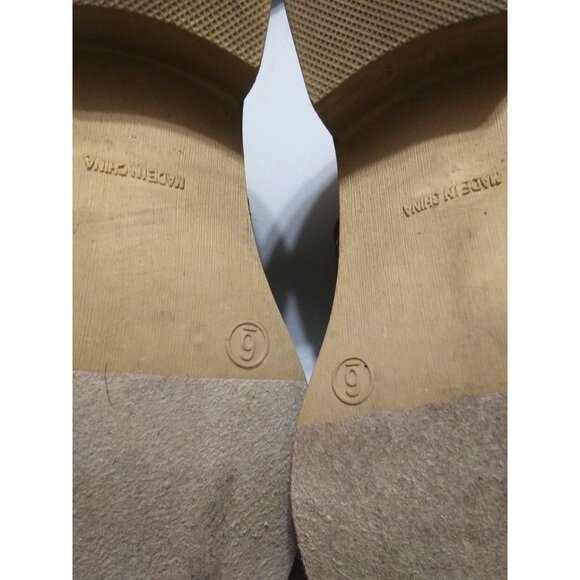 TC women's size 6 burgundy pull on ankle booties shoe - Picture 8 of 9